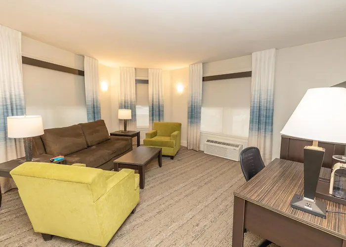 One-Bedroom King Suite